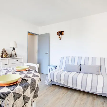 Apartment Les Villageoises-3 By Interhome