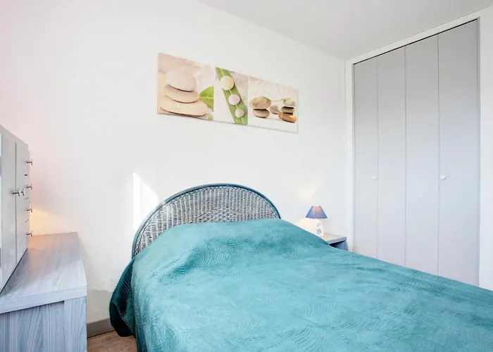 Les Villageoises-3 By Interhome